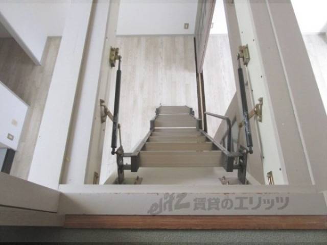 ロフト階段