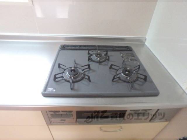 キッチン　コンロ