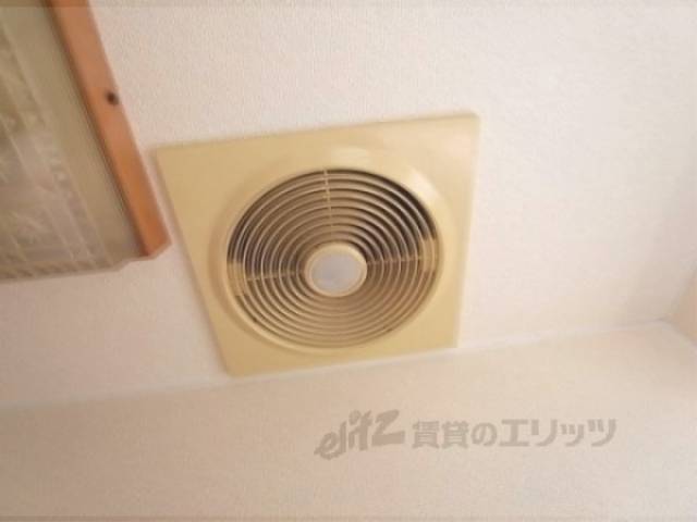 キッチン　キッチン換気扇