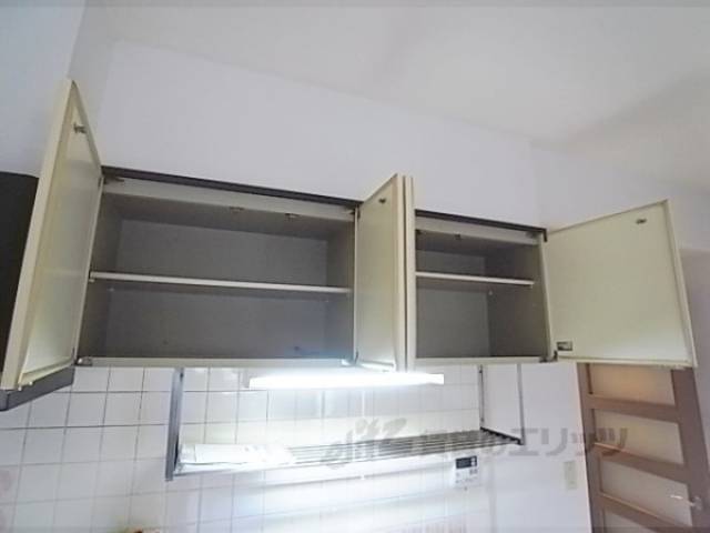 キッチン　収納