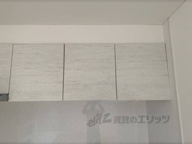 キッチン　上収納