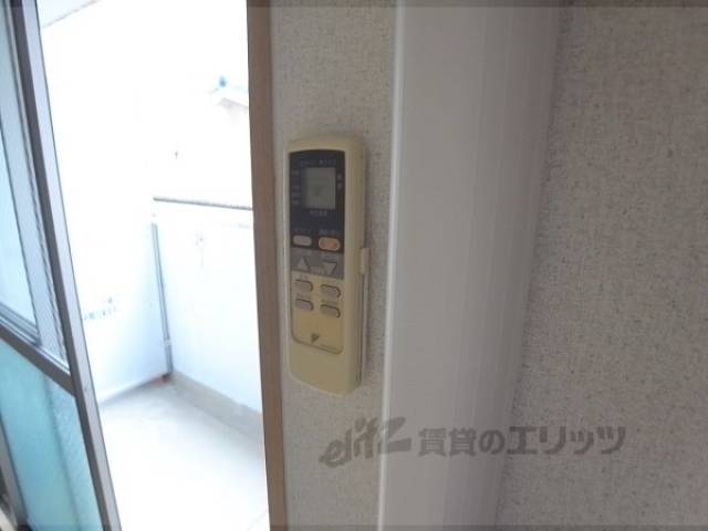 エアコン　リモコン