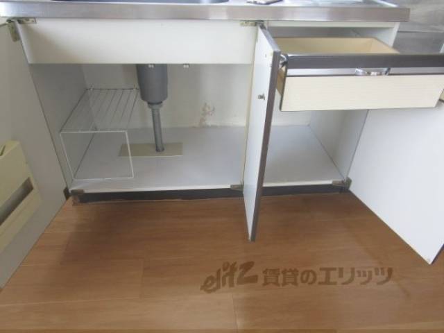 キッチン　収納