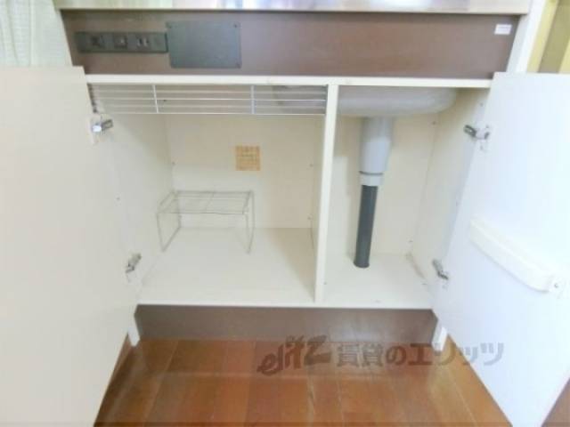 キッチン　下部収納