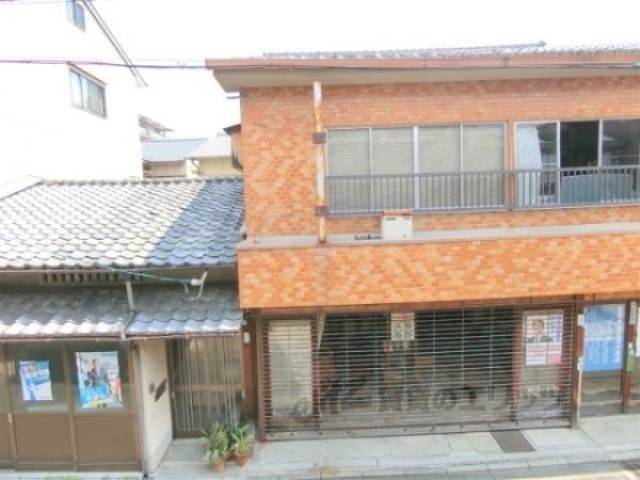 ベランダ　ベランダはありませんが大きな窓有