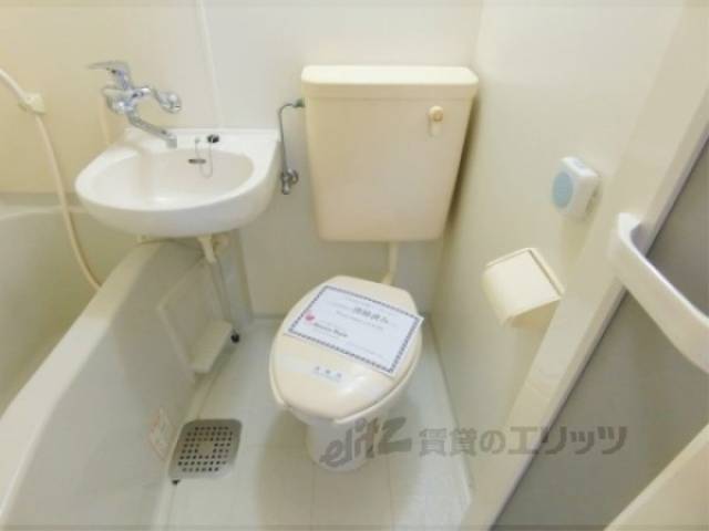 トイレ　清掃済みトイレです