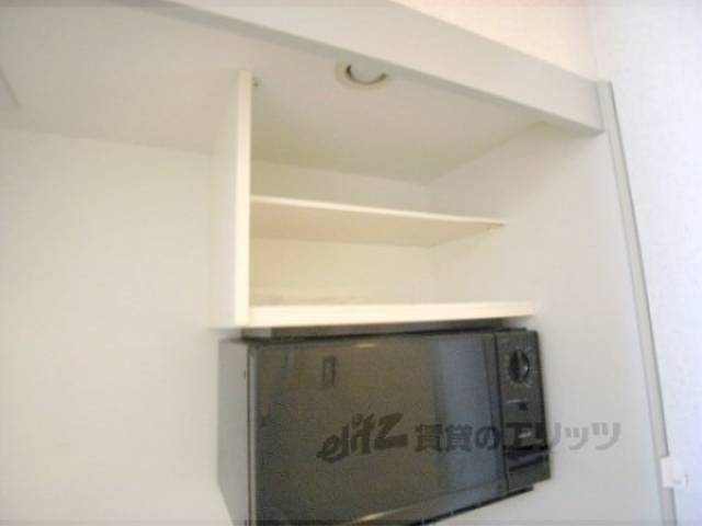 キッチン上部棚