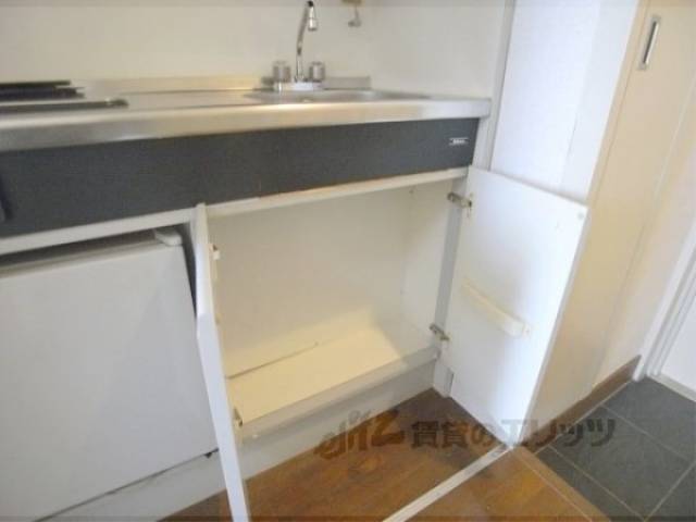 キッチン下部収納