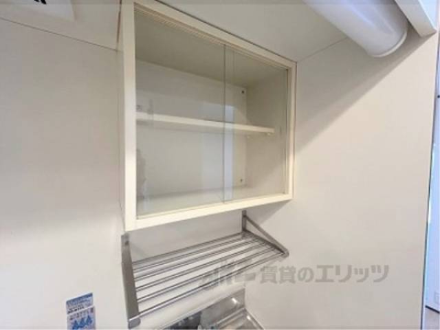 キッチン　上部収納