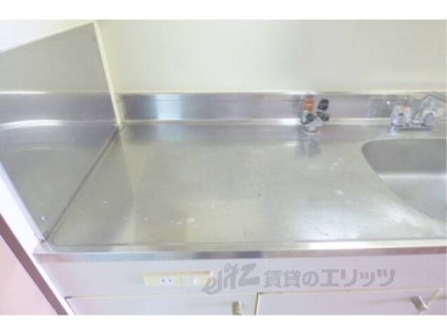 キッチン　コンロ置き場