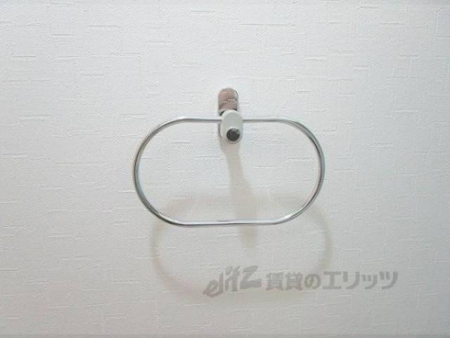 トイレ　タオル掛け