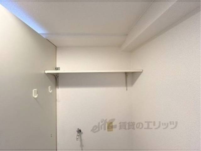 洗濯機置場　上部棚