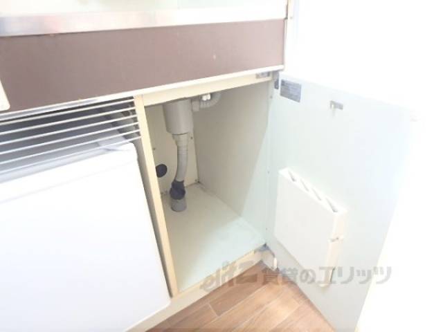 キッチン　下部収納
