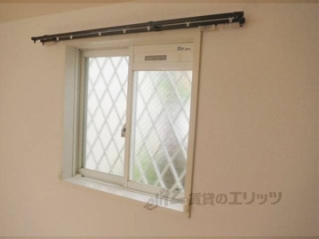 カーテンレール