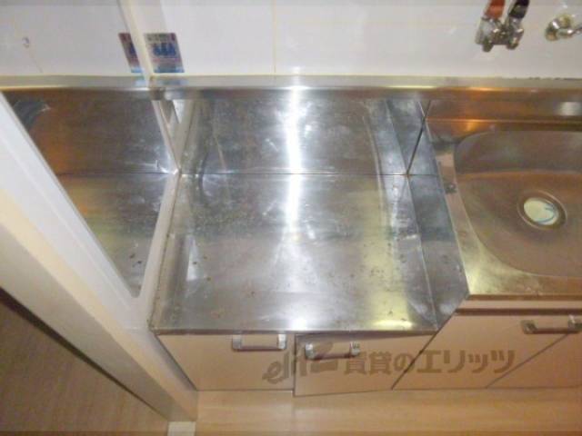 キッチン　コンロ置き場