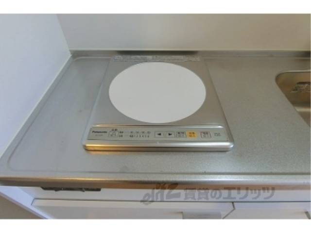 キッチン　コンロ