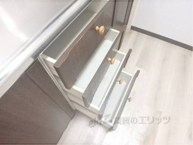キッチン　収納