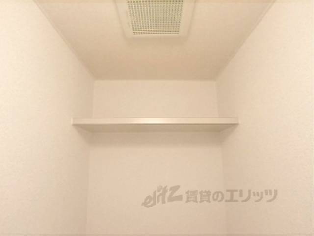 トイレ　収納