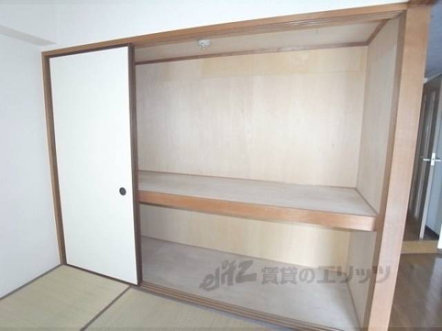 収納　収納たっぷりで便利です。