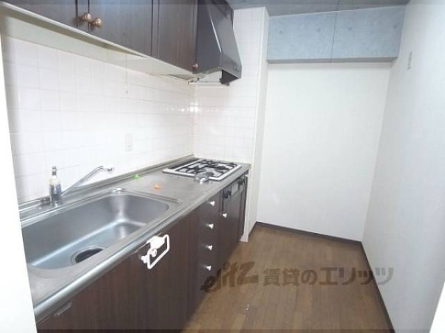 キッチン　3口コンロでお料理も楽々。