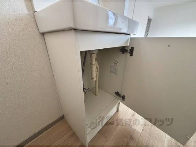洗面所　下部収納