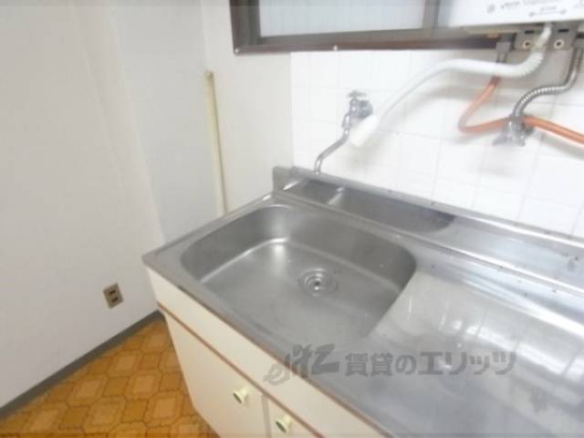 キッチン　シンク大きめです