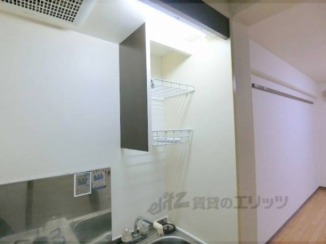 キッチン　キッチン上部収納