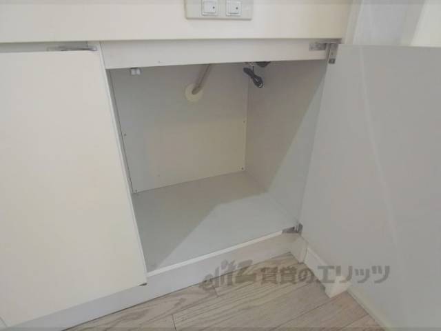 キッチン　下部収納