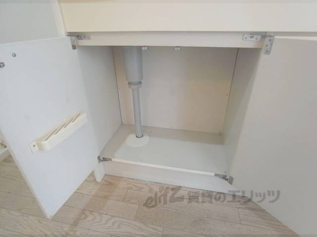 キッチン　下部収納