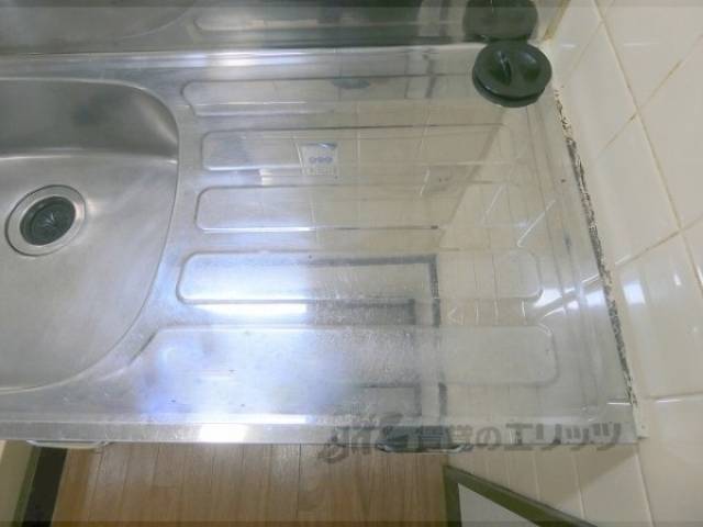 キッチン　コンロ置き場