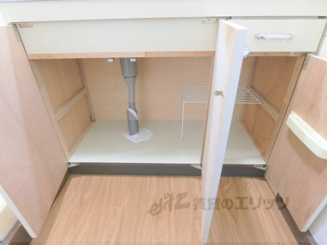 キッチン　キッチン下部収納