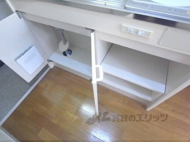 キッチン　収納