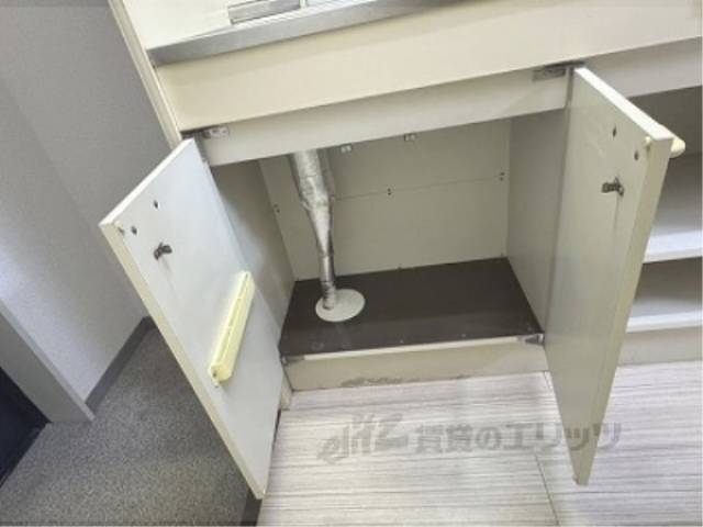 キッチン　下部収納