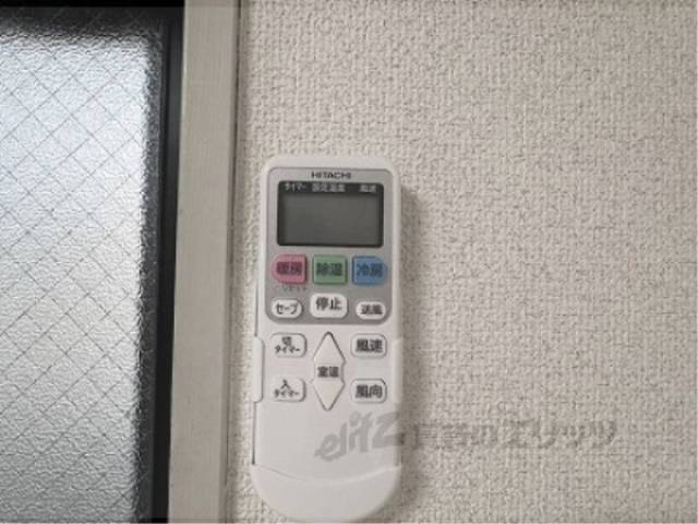 エアコン　エアコンのリモコン