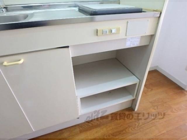 キッチン　下部収納
