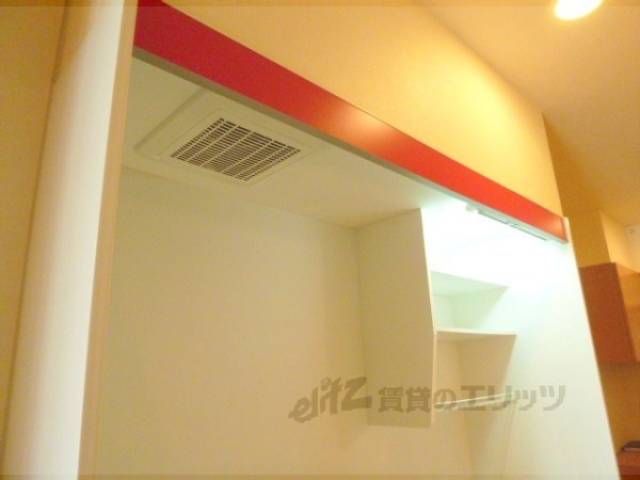 キッチン　キッチン上部