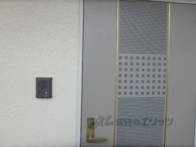 玄関　入口