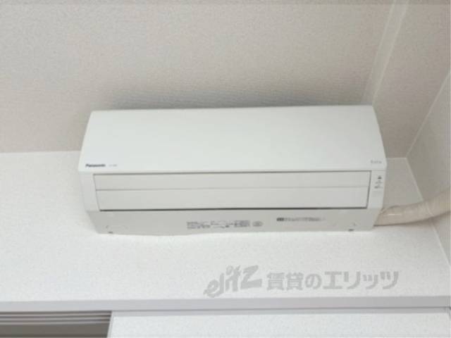 エアコン　ダイニング側