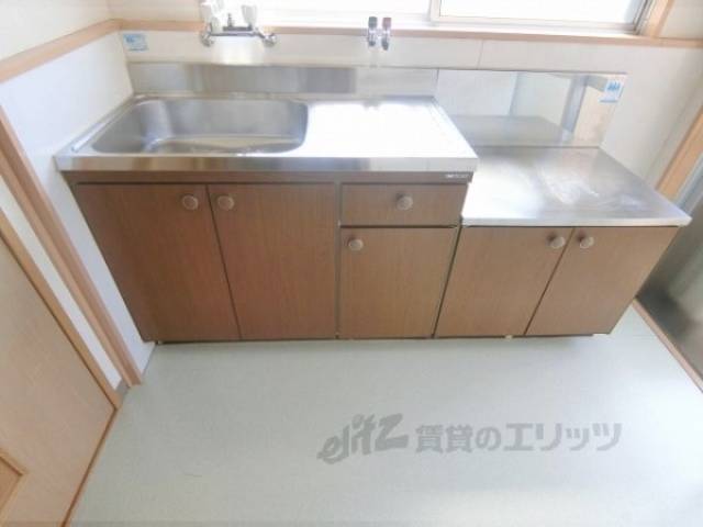 キッチン　下部収納