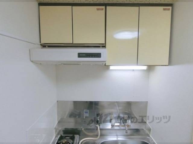 キッチン　収納