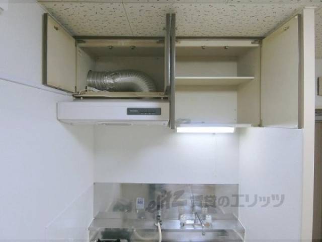 キッチン　収納