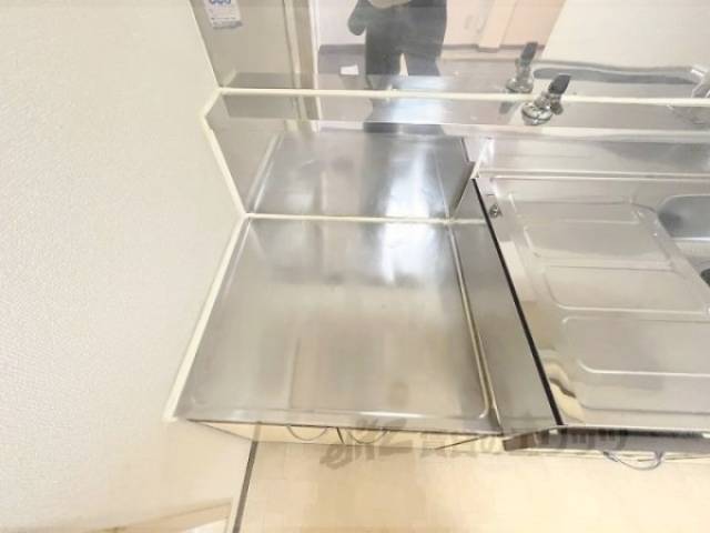 キッチン　コンロ置き場