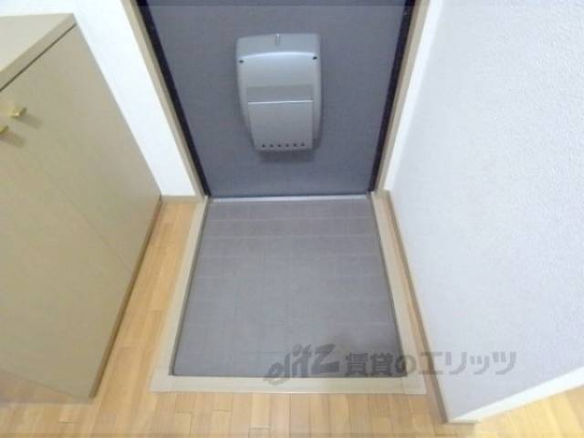 玄関　段差が小さい玄関です。