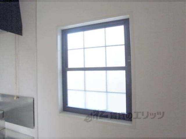 採光窓　明るい陽が入ります。