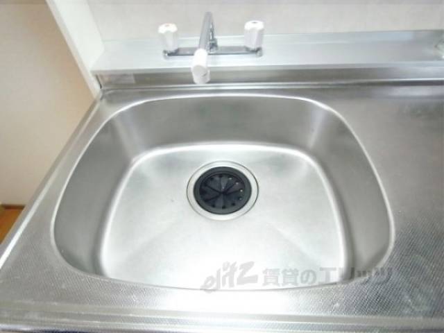 キッチン　シンク　使いやすい大きさです。