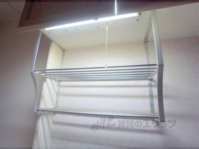 キッチン　水切り棚　水切り棚、便利なんです。