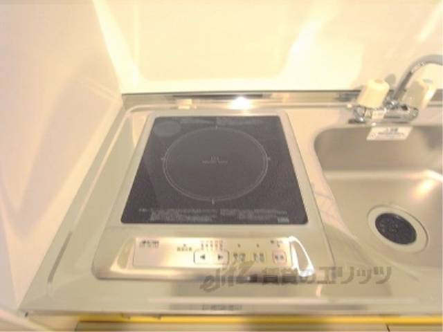 キッチン　コンロ1口
