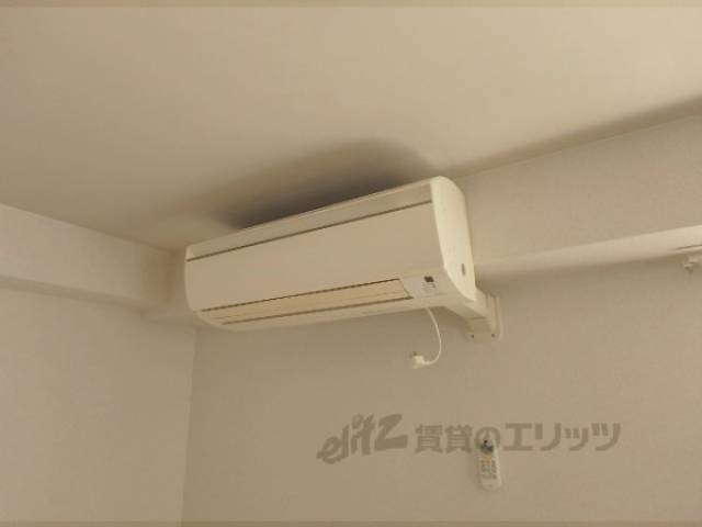 リビングエアコン