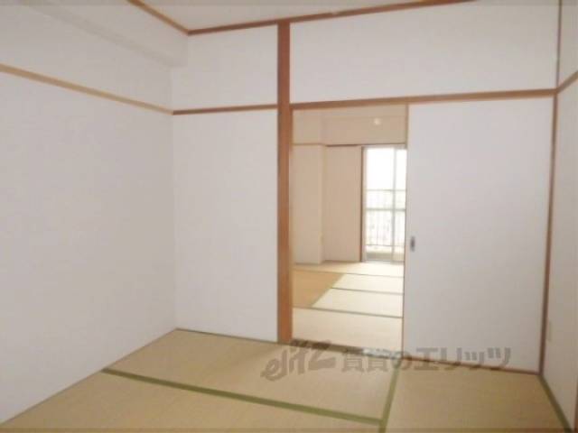 和室　西側和室　４.５帖