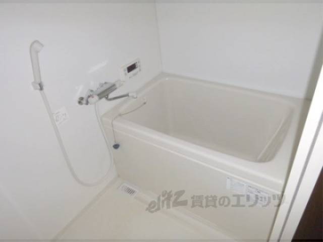 風呂　トイレ別なので、ゆったりですね